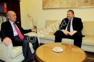 ΒΕΝΙΖΕΛΟΣ Ε.  ΣΗΜΙΤΗΣ Κ. ΣΥΝΑΝΤΗΣΗ